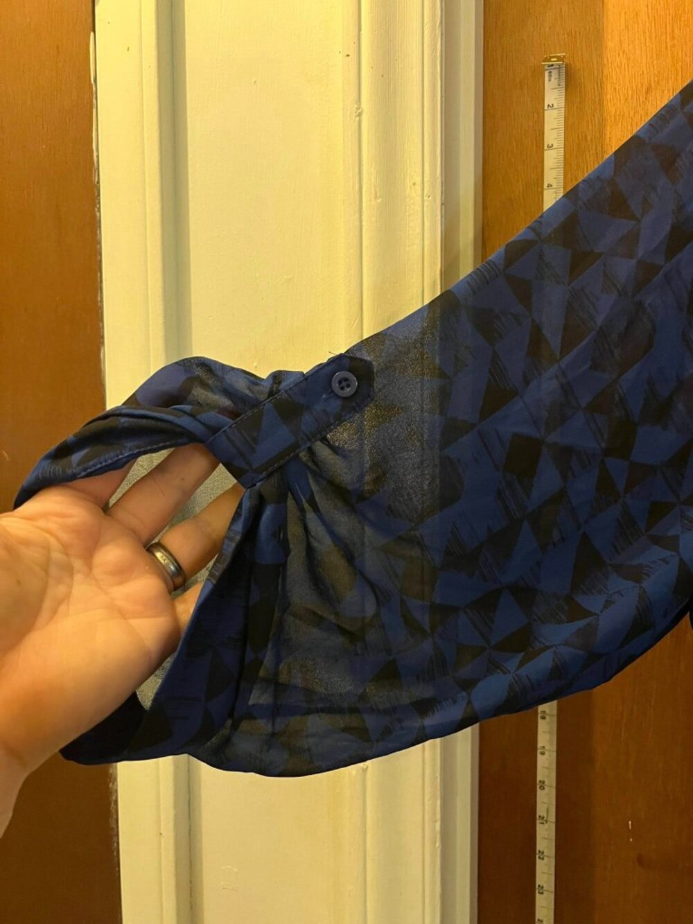 Size 3(3X) - Torrid - Blue and Black Roll Sleeve Dress w/Liner - Picture 4 of 7